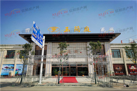 新上，金岚水景园3室2厅1卫92万126m2，多层3楼